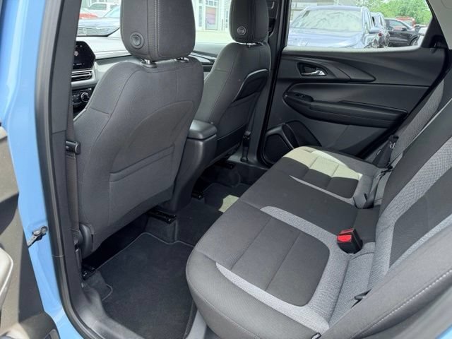 Used 2025 Chevrolet TrailBlazer LT AWD/4WD image 19