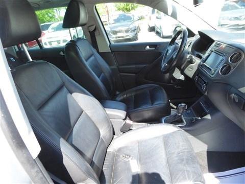 Used 2011 Volkswagen Tiguan S AWD/4WD image 26