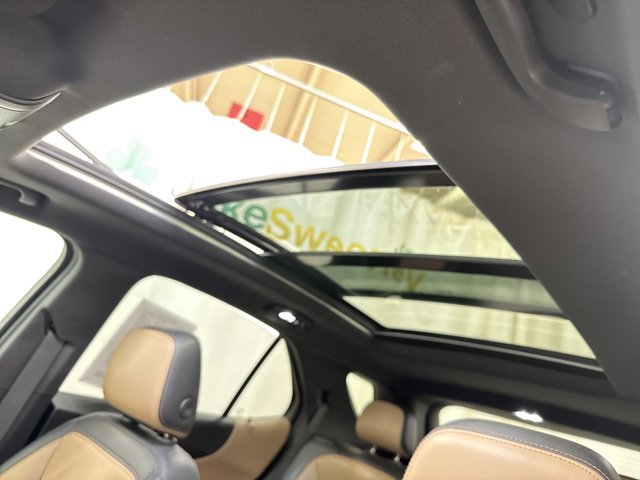 Used 2022 Chevrolet Equinox Premier image 23