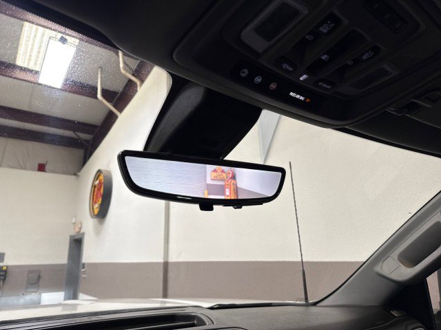 Used 2020 GMC Sierra 3500 Denali w/ Denali Ultimate Package image 31