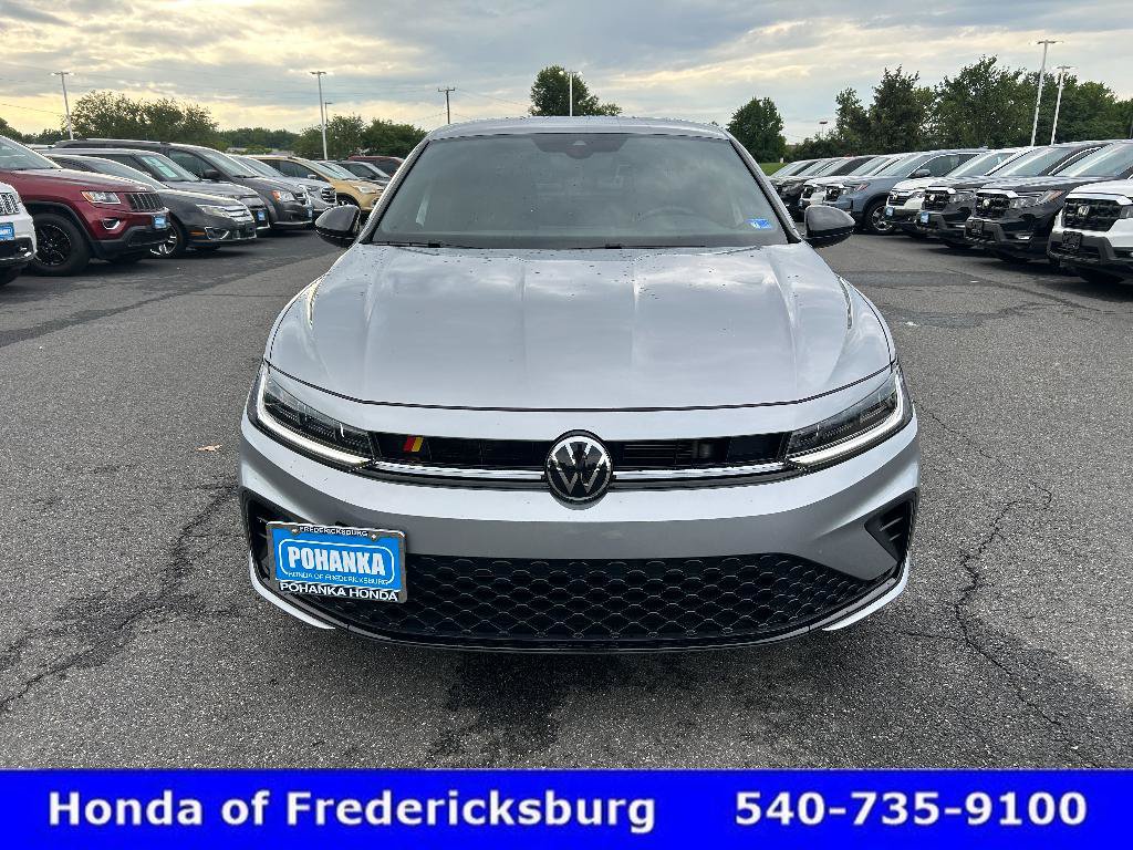 Used 2025 Volkswagen Jetta Sport FWD image 8