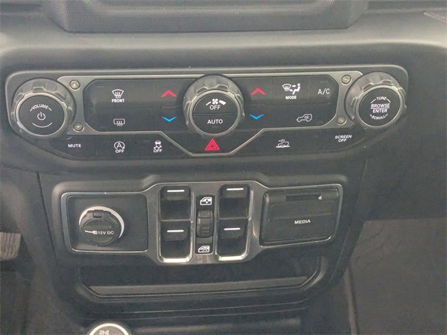 Used 2021 Jeep Gladiator Sport image 20