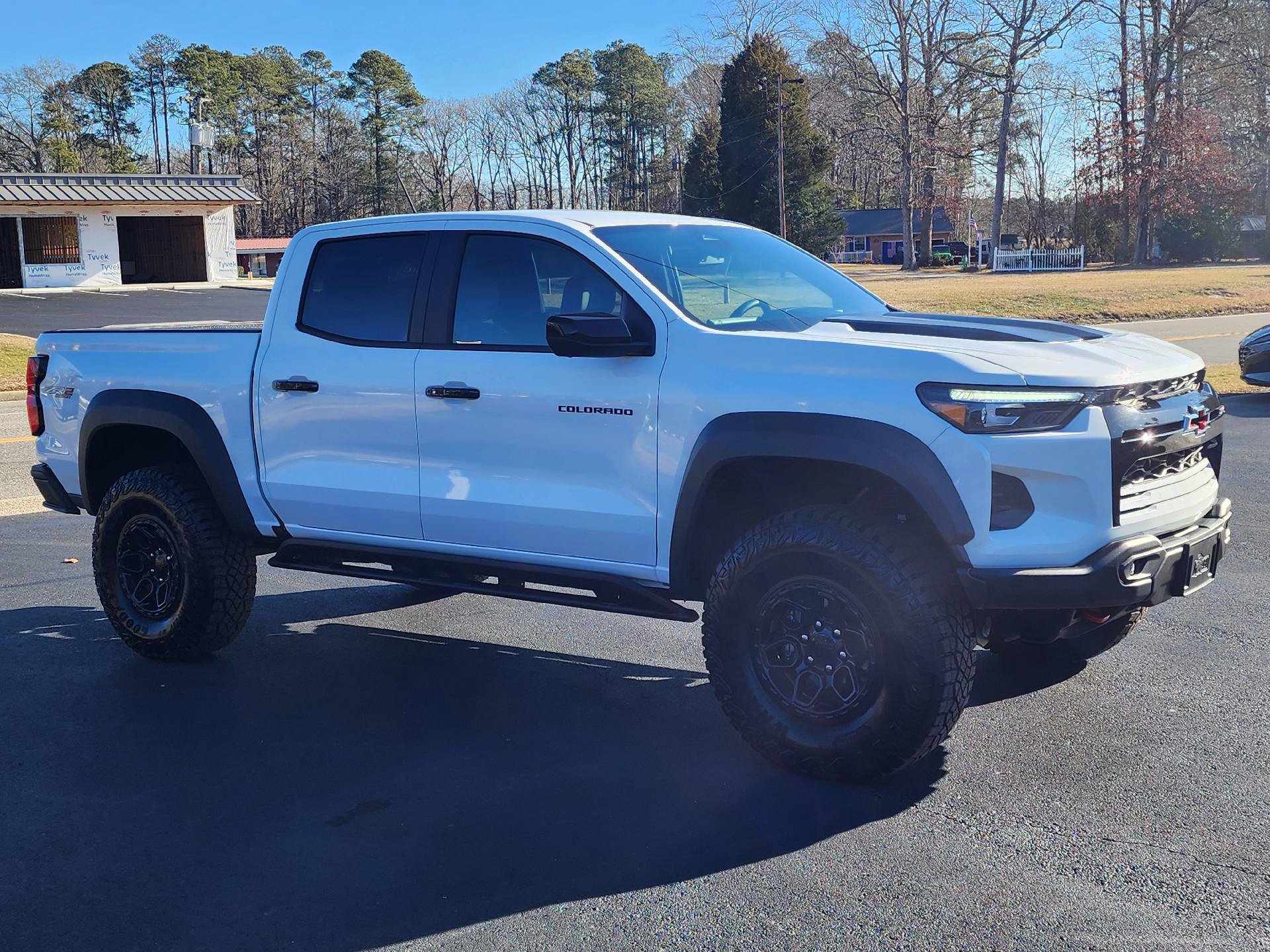 Used 2024 Chevrolet Colorado ZR2 w/ ZR2 Bison Edition AWD/4WD image 5