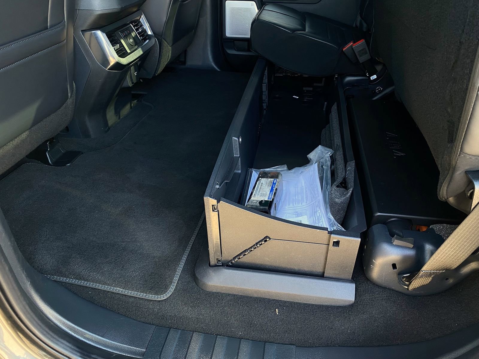 Used 2025 Ford F250 Platinum image 35