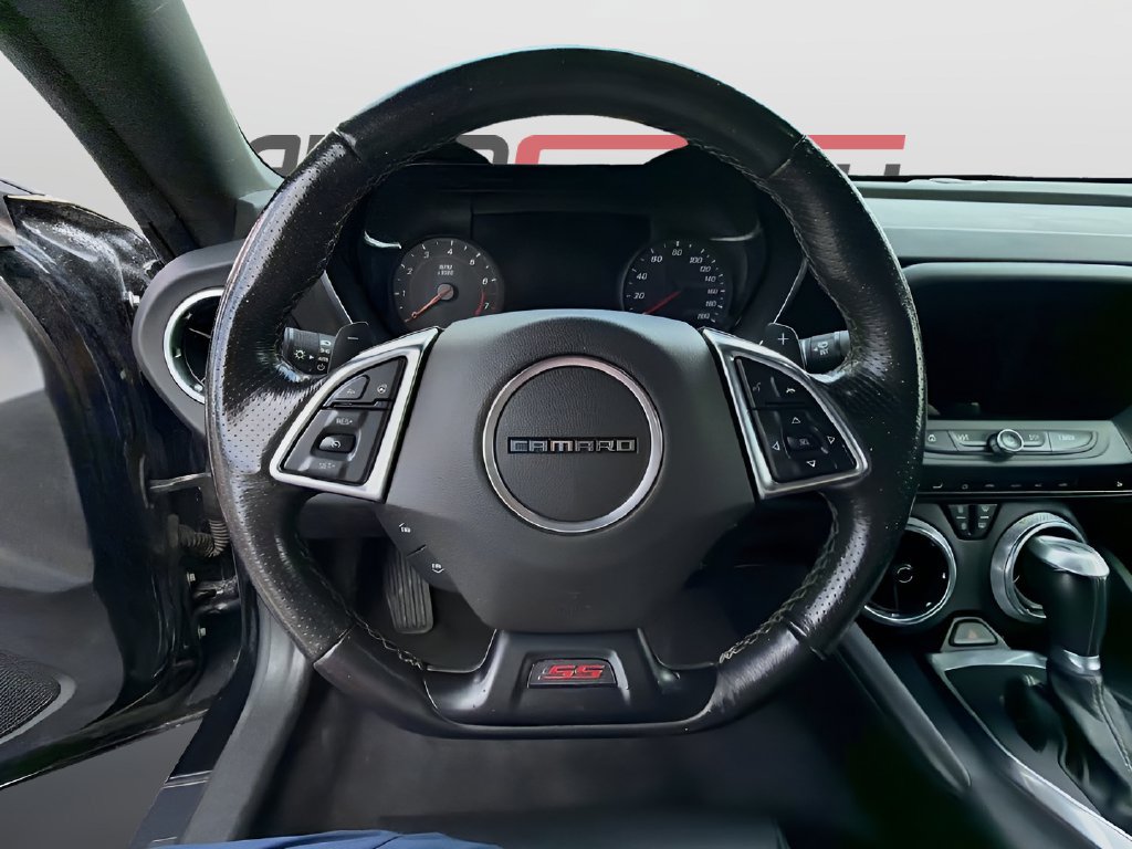Used 2021 Chevrolet Camaro SS RWD image 11