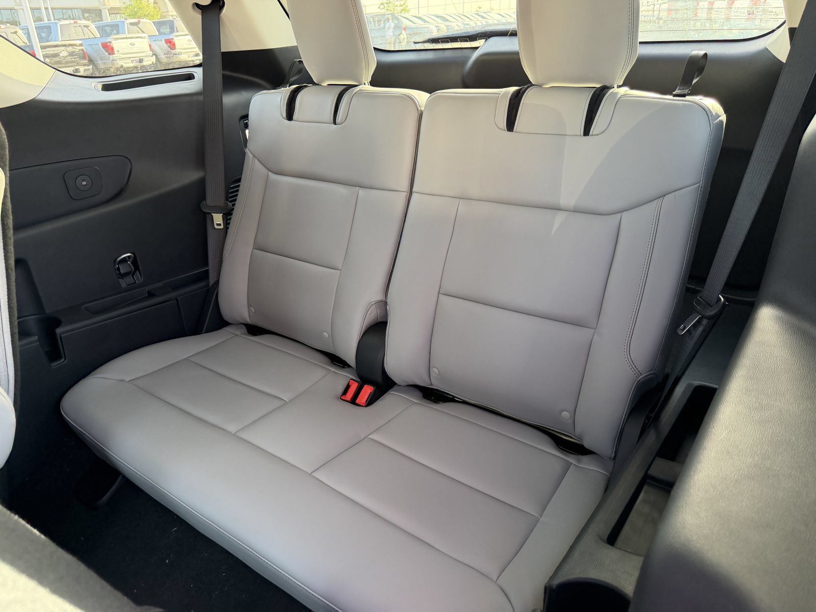 New 2026 Ford Explorer Active w/ Active Comfort Package RWD image 24