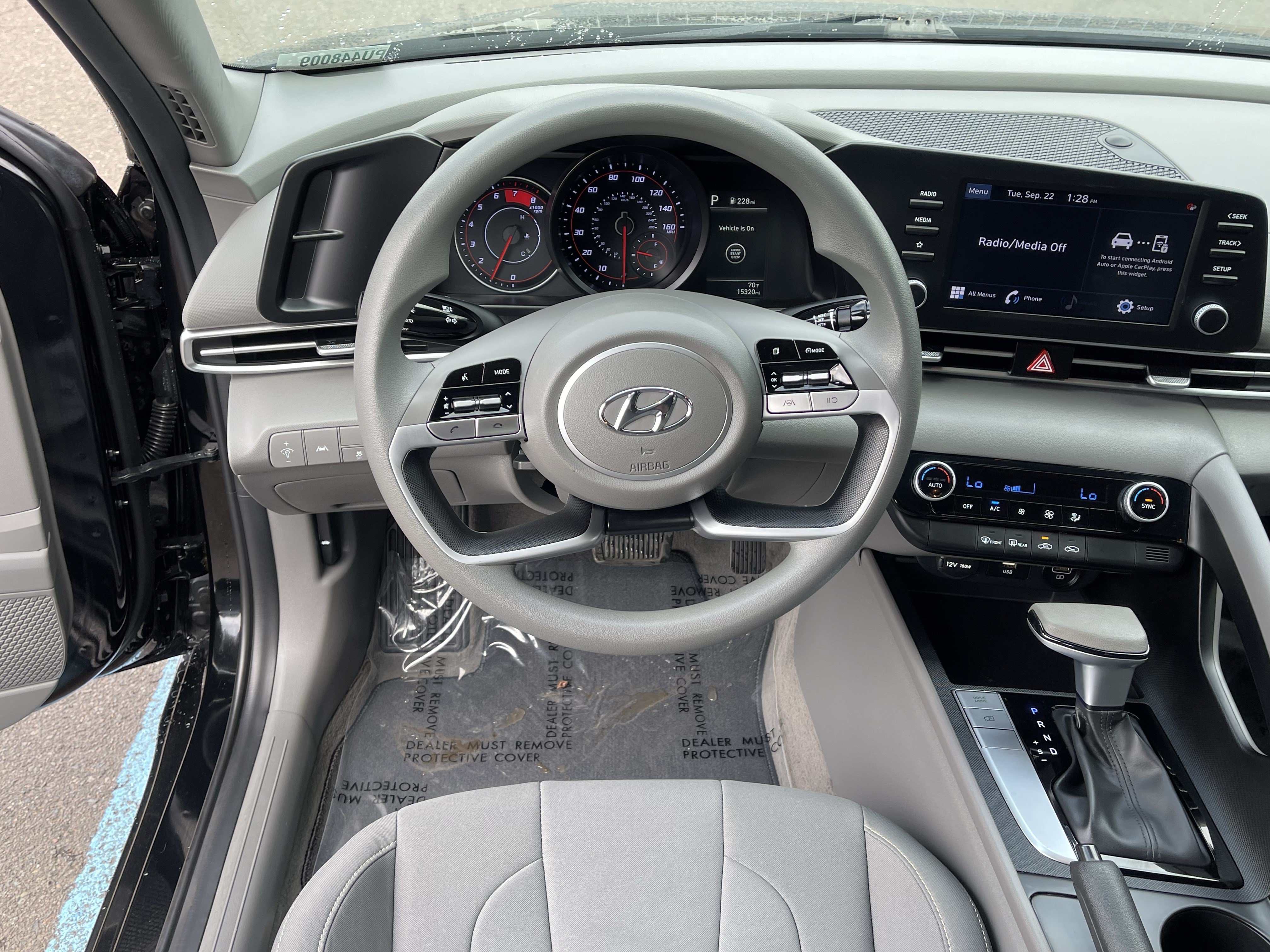 Certified 2023 Hyundai Elantra SEL w/ Cargo Package FWD image 13
