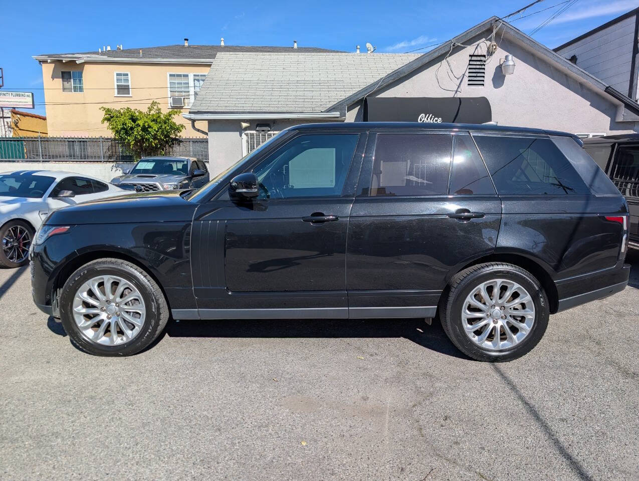 Used 2018 Land Rover Range Rover HSE AWD/4WD image 6