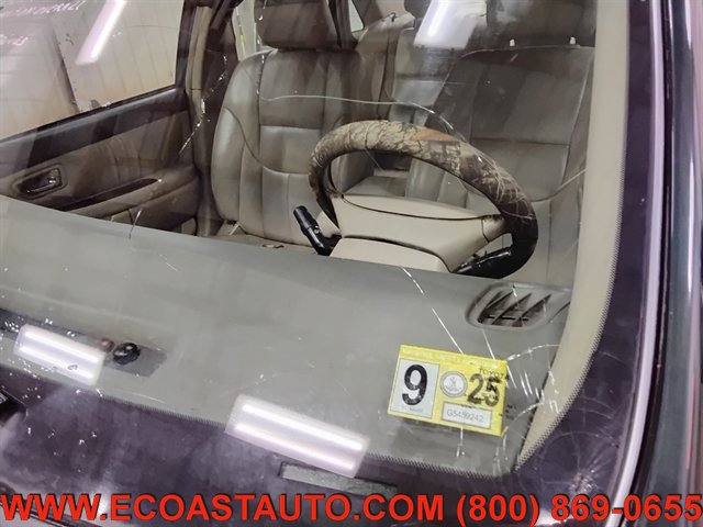Used 2000 Toyota Avalon XLS FWD image 17