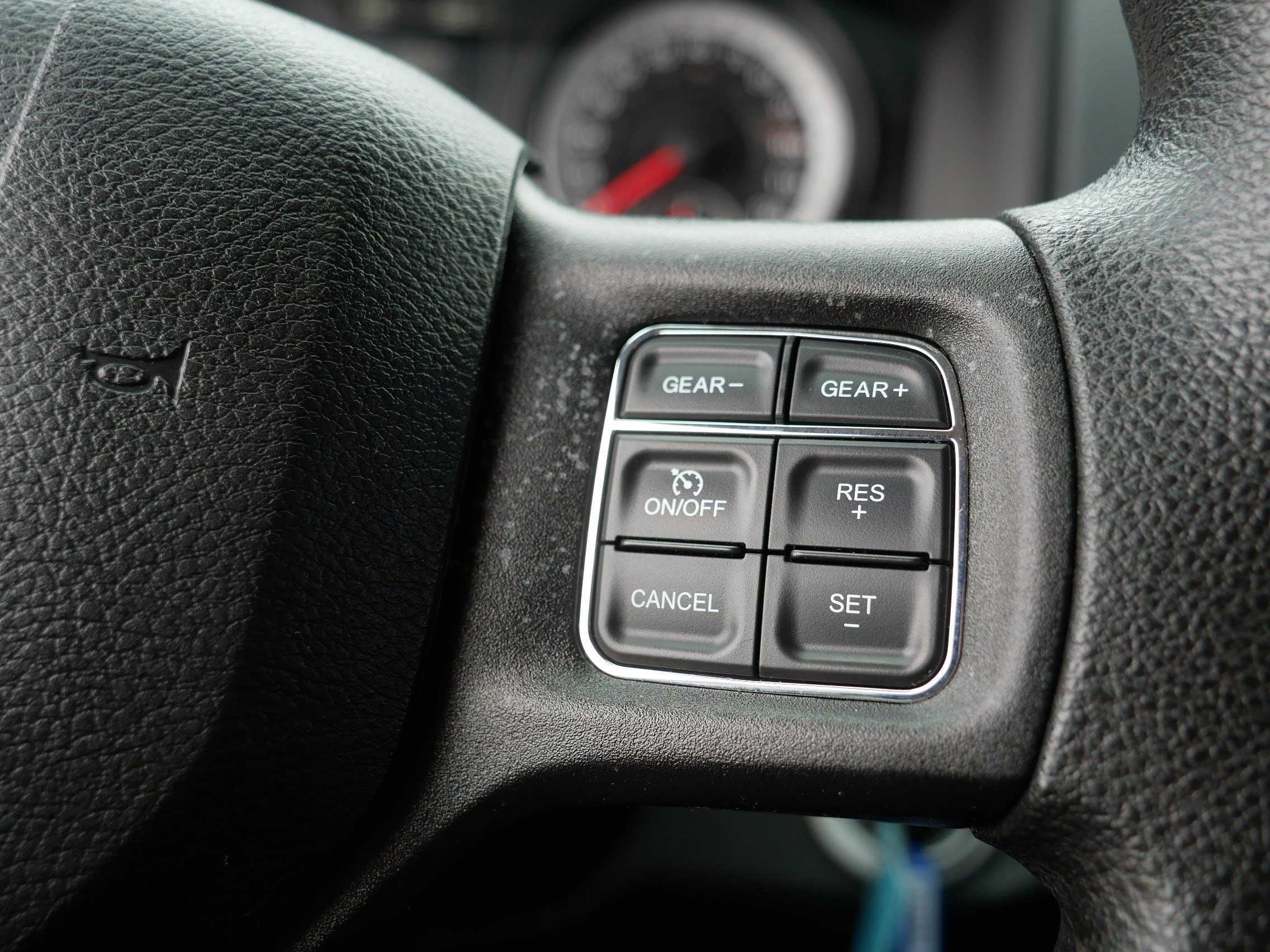 Used 2015 RAM 1500 Express image 29