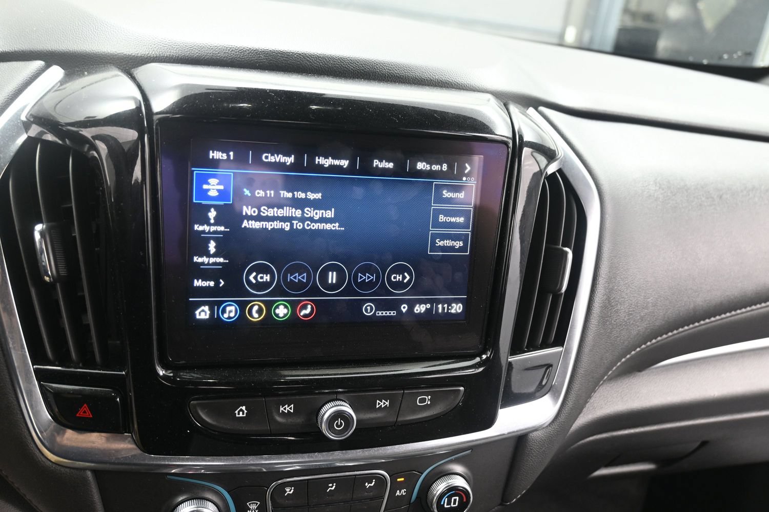 Used 2023 Chevrolet Traverse LT w/ LPO, Floor Liner Package AWD/4WD image 26