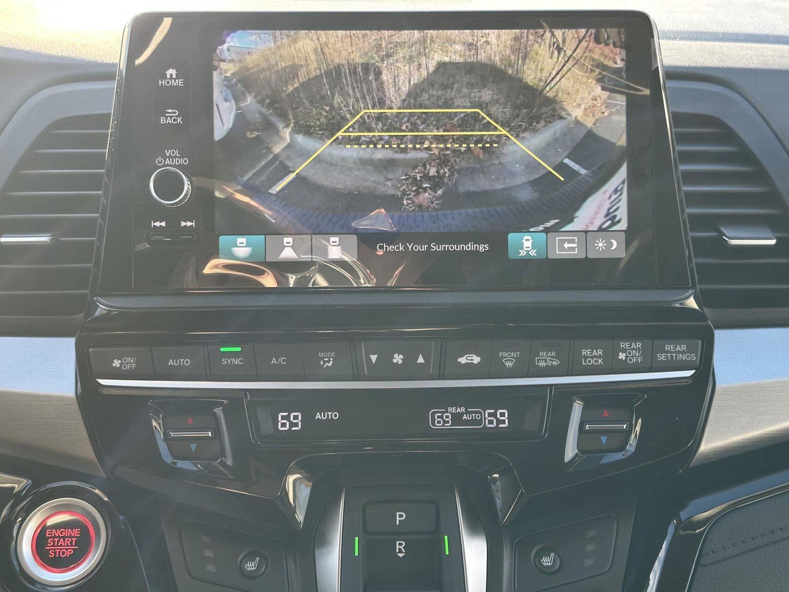 New 2026 Honda Odyssey Touring image 24