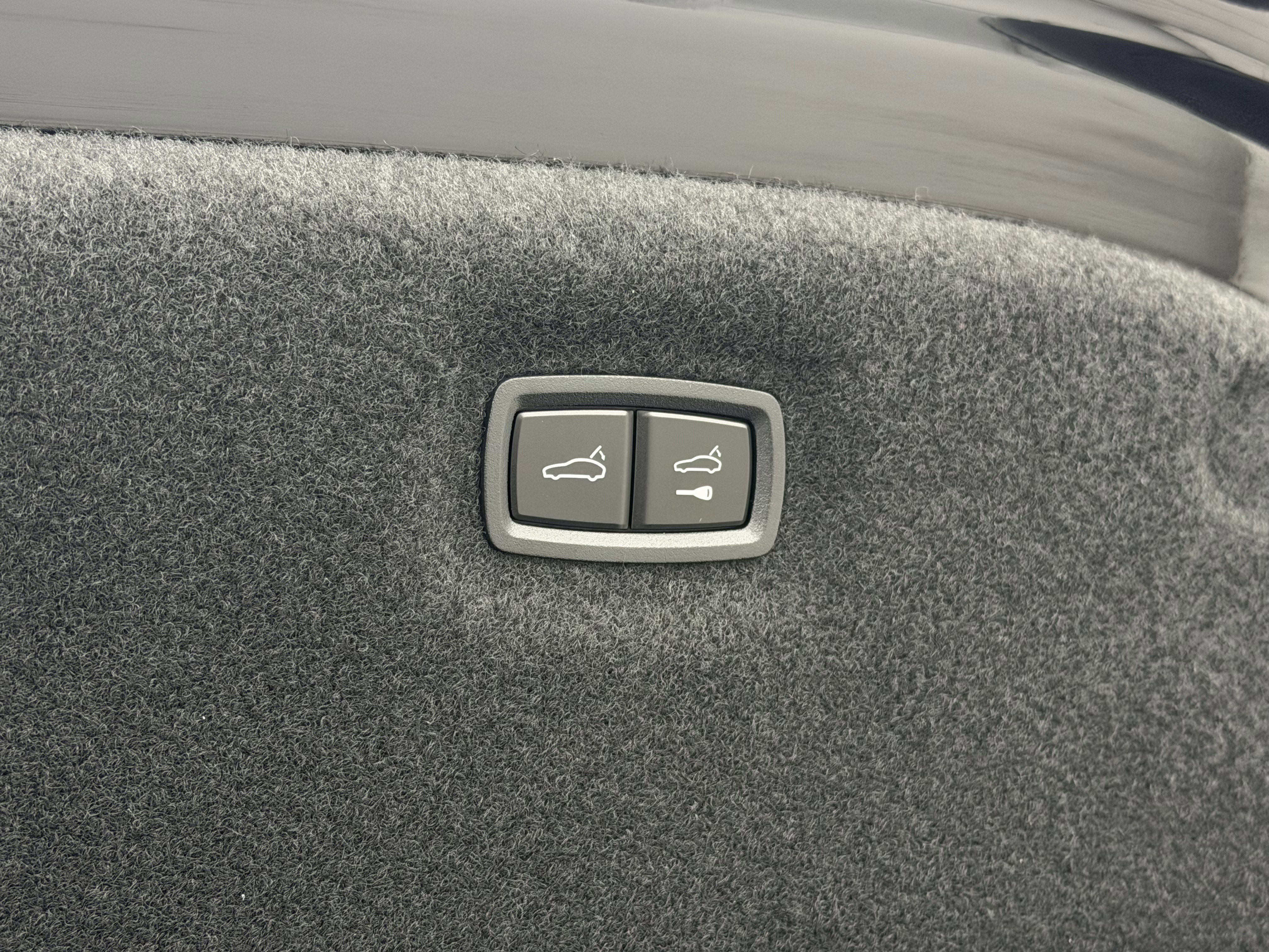 New 2026 Porsche Taycan GTS image 64