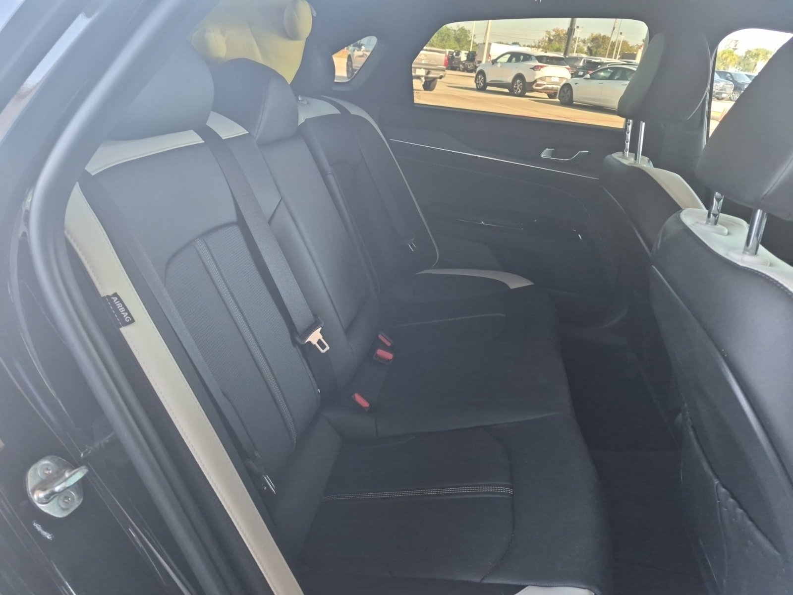 Used 2025 Kia K5 GT-Line w/ GT-Line Premium Package FWD image 8