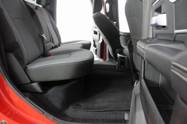 Used 2024 RAM 2500 Big Horn w/ Bed Utility Group image 17