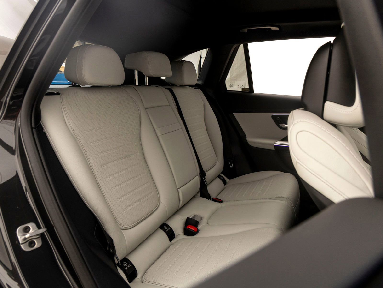 New 2026 Mercedes-Benz GLC 300 image 23