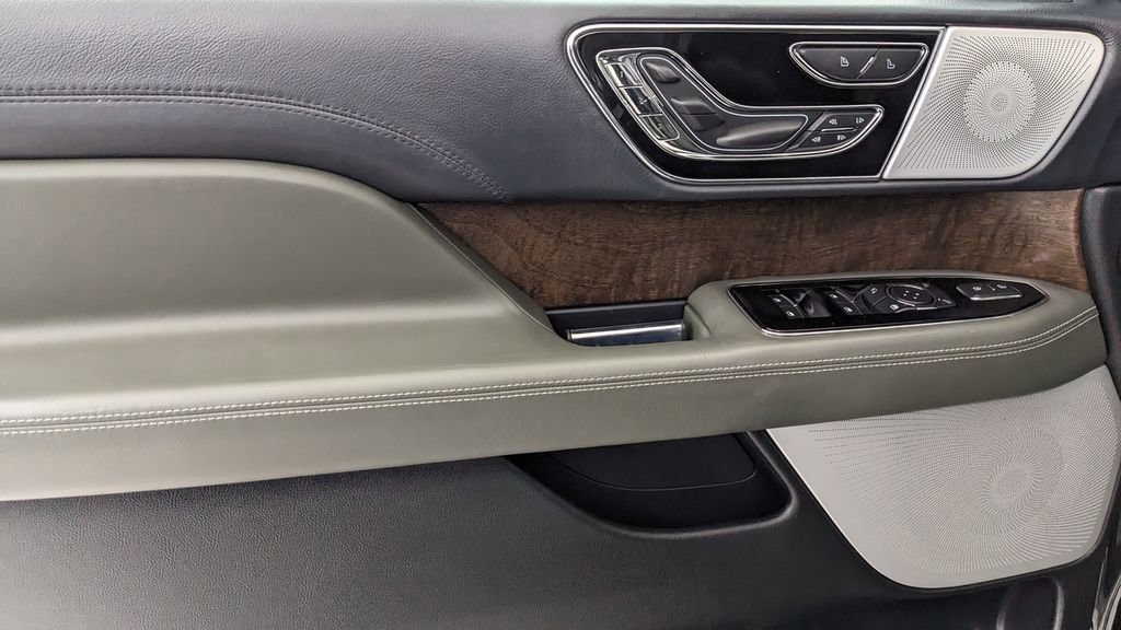 Used 2023 Lincoln Navigator Black Label image 27