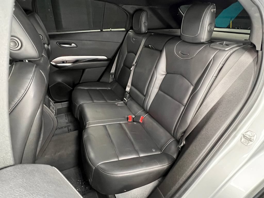 Used 2021 Cadillac XT4 Premium Luxury AWD/4WD image 23