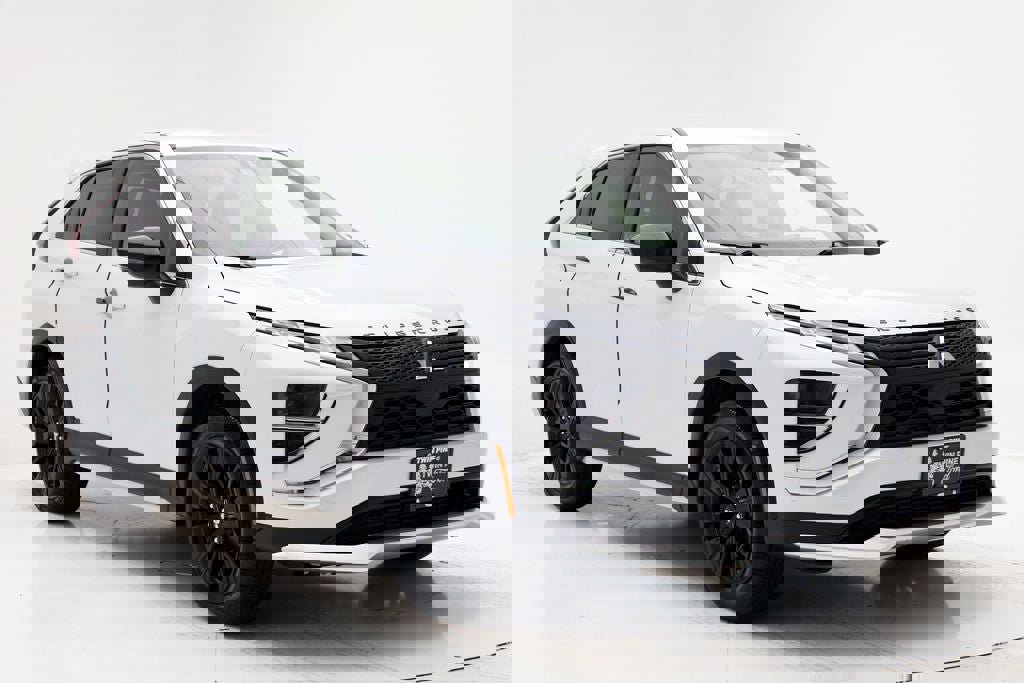 Used 2022 Mitsubishi Eclipse Cross LE