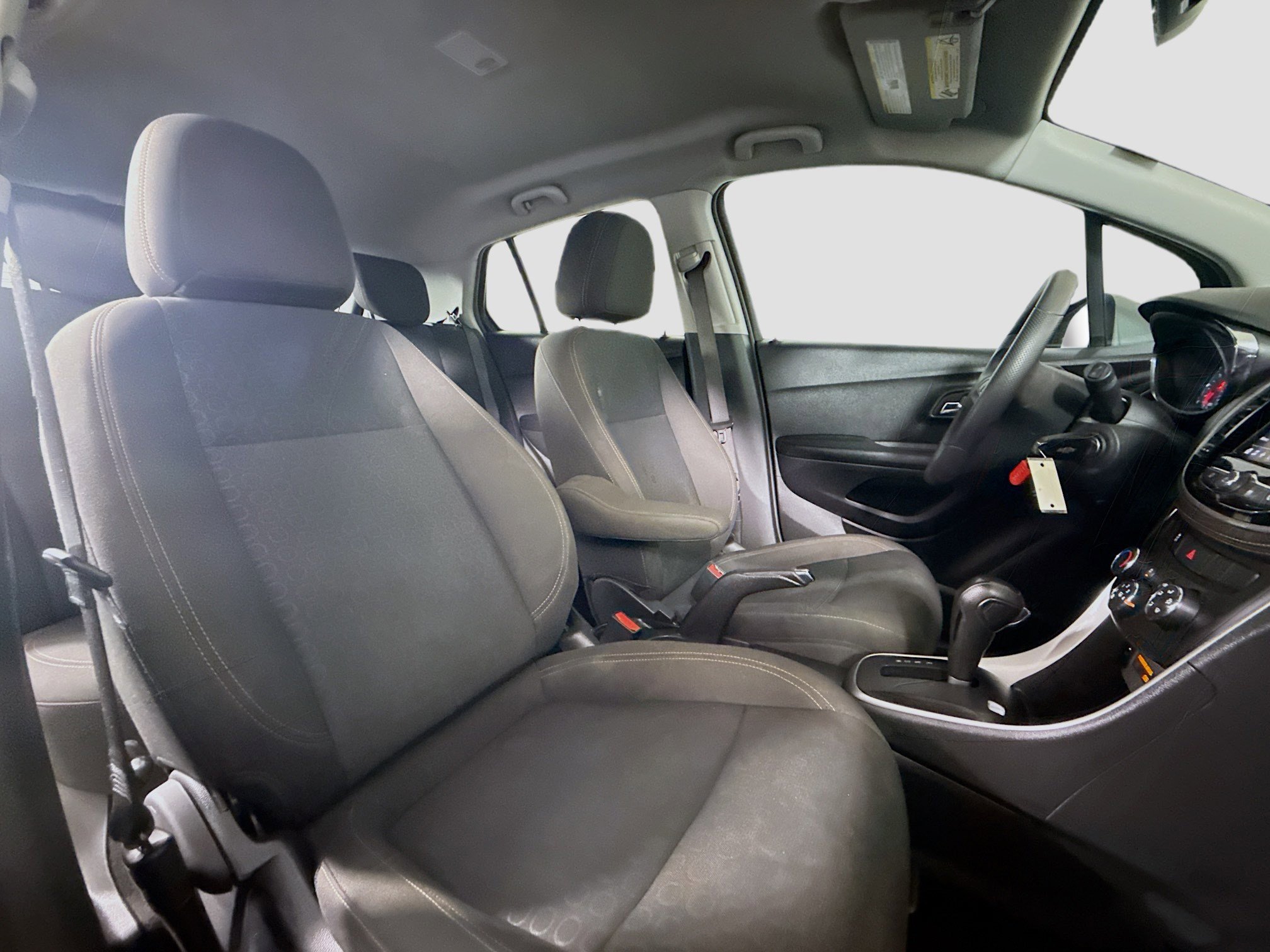 Used 2022 Chevrolet Trax LS w/ Tint and Cruise Package image 28