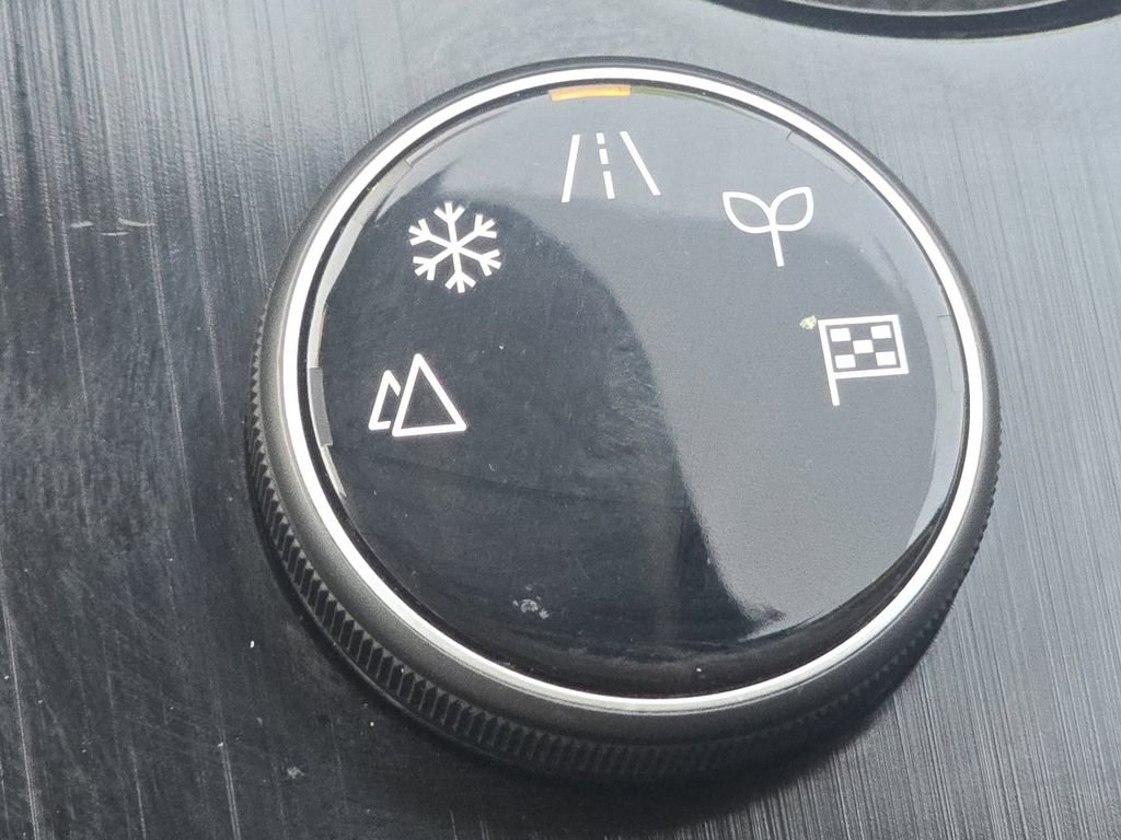 Used 2023 Nissan Rogue SV w/ SV Premium B Package AWD/4WD image 33