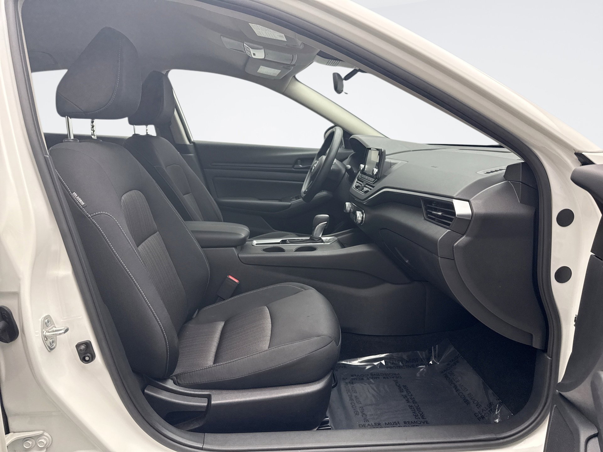 Used 2024 Nissan Altima 2.5 S image 17