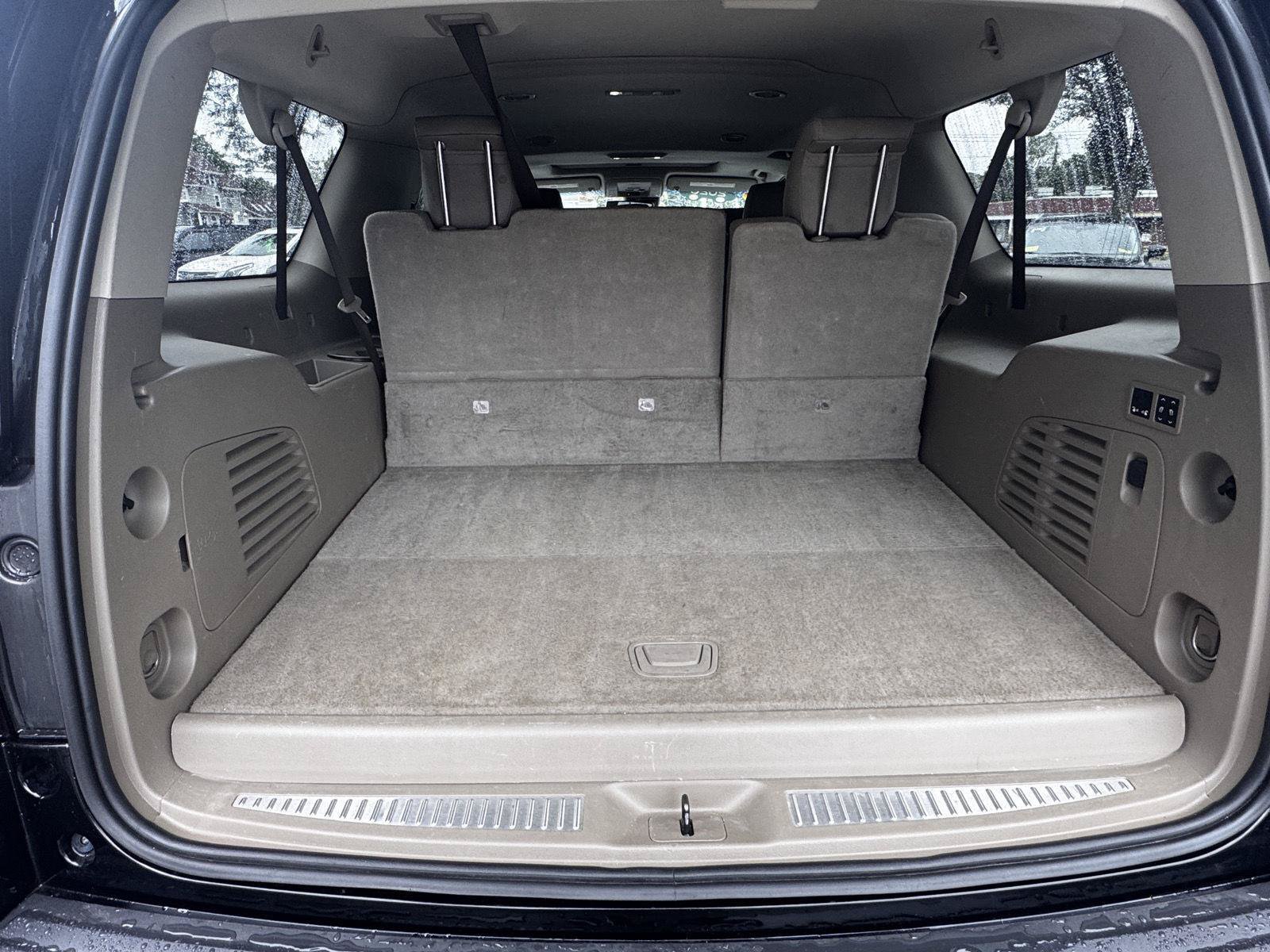 Certified 2020 Chevrolet Suburban Premier AWD/4WD image 10