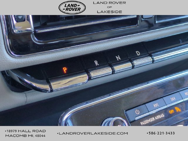 Used 2023 Lincoln Navigator Reserve w/ Equipment Group 201A AWD/4WD image 9