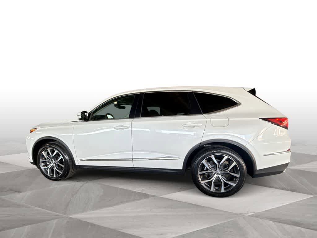 Used 2023 Acura MDX FWD w/ Technology Package image 5