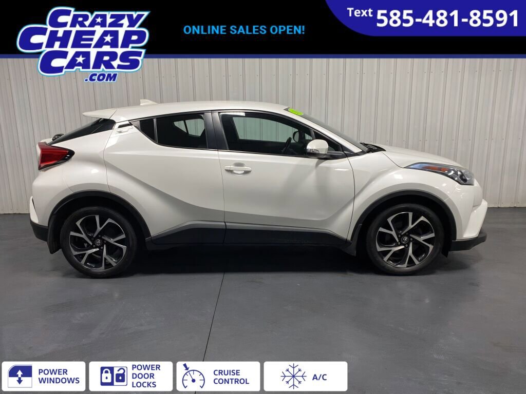 Used 2018 Toyota C-HR XLE image 1