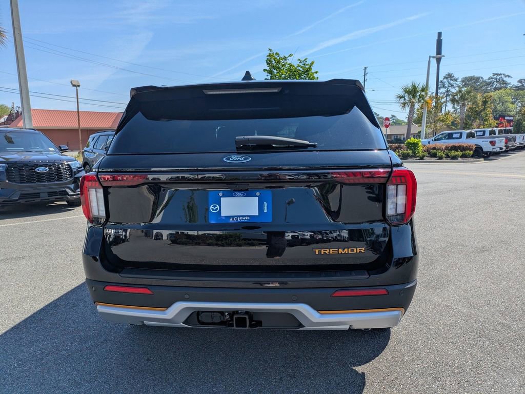 New 2026 Ford Explorer Tremor image 5