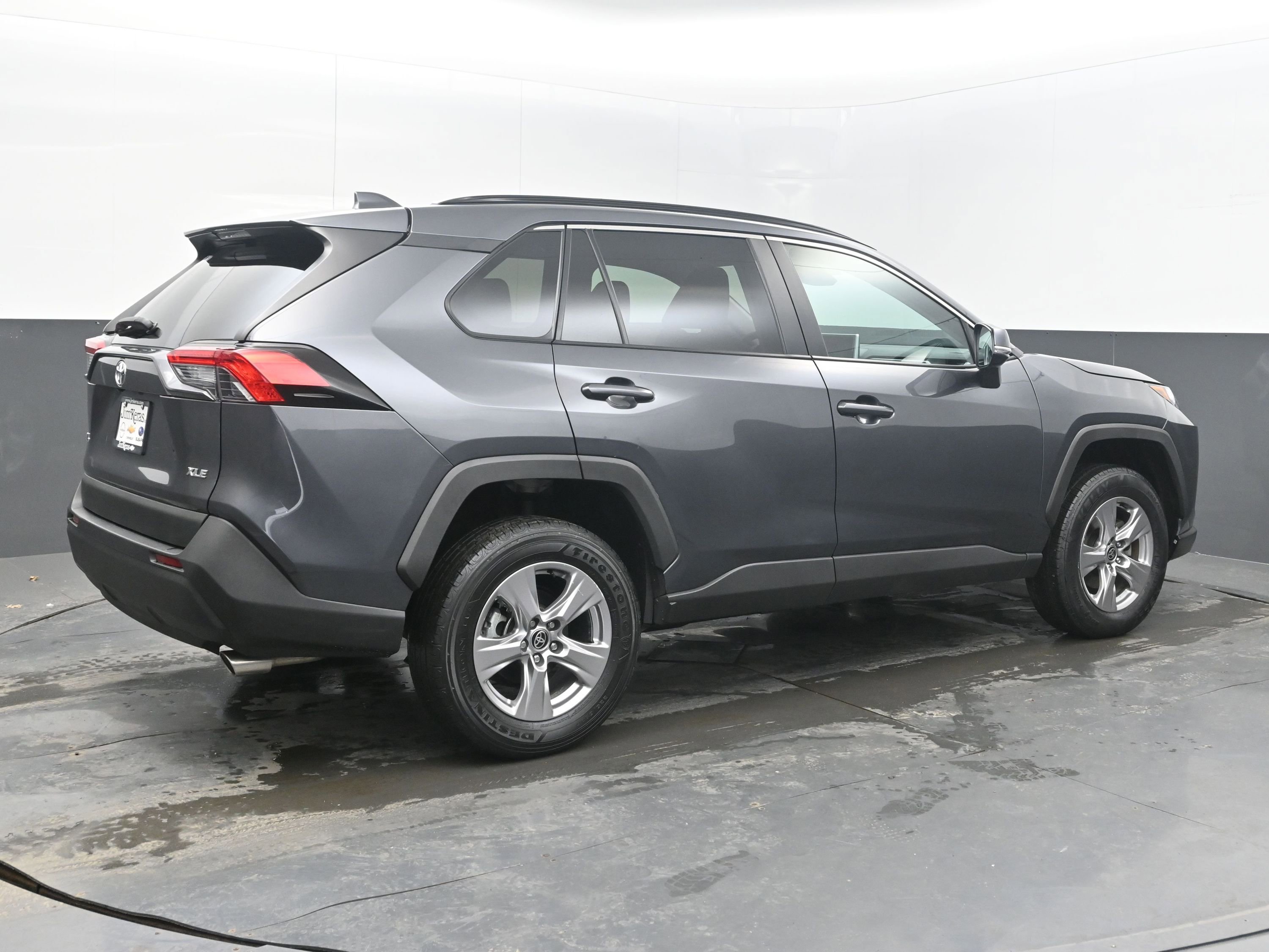 Used 2023 Toyota RAV4 XLE image 9