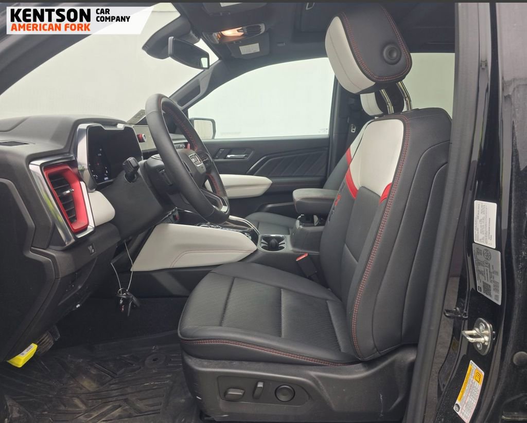 Used 2024 GMC Canyon AT4X AWD/4WD image 6