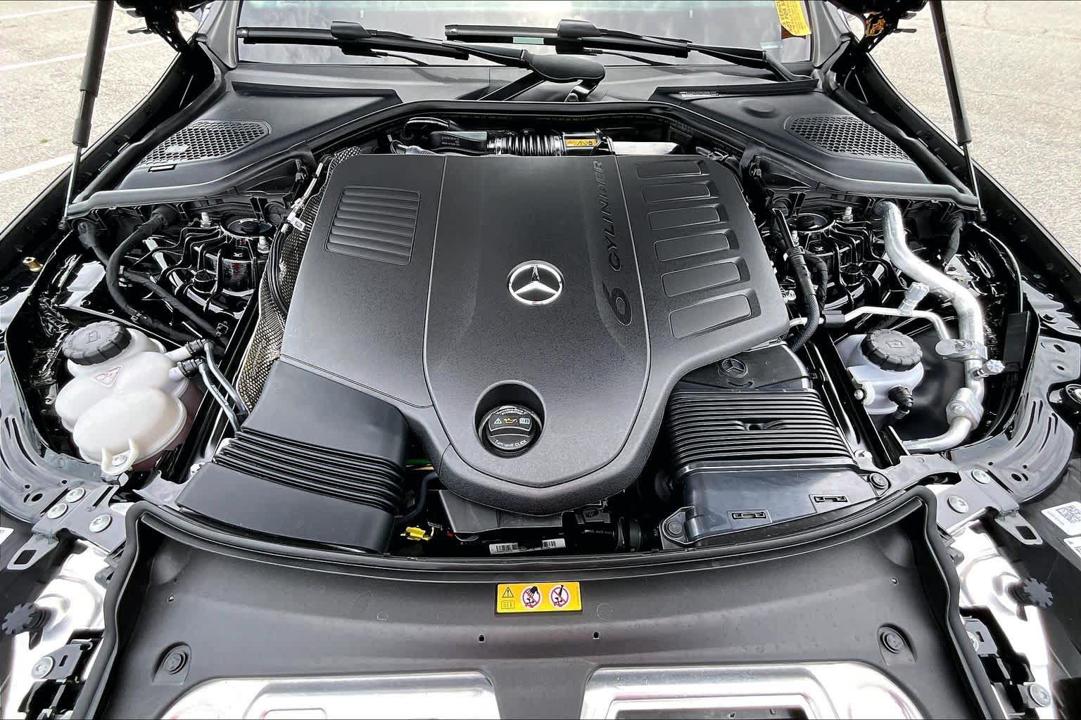 Used 2026 Mercedes-Benz E 450 4MATIC Sedan image 32