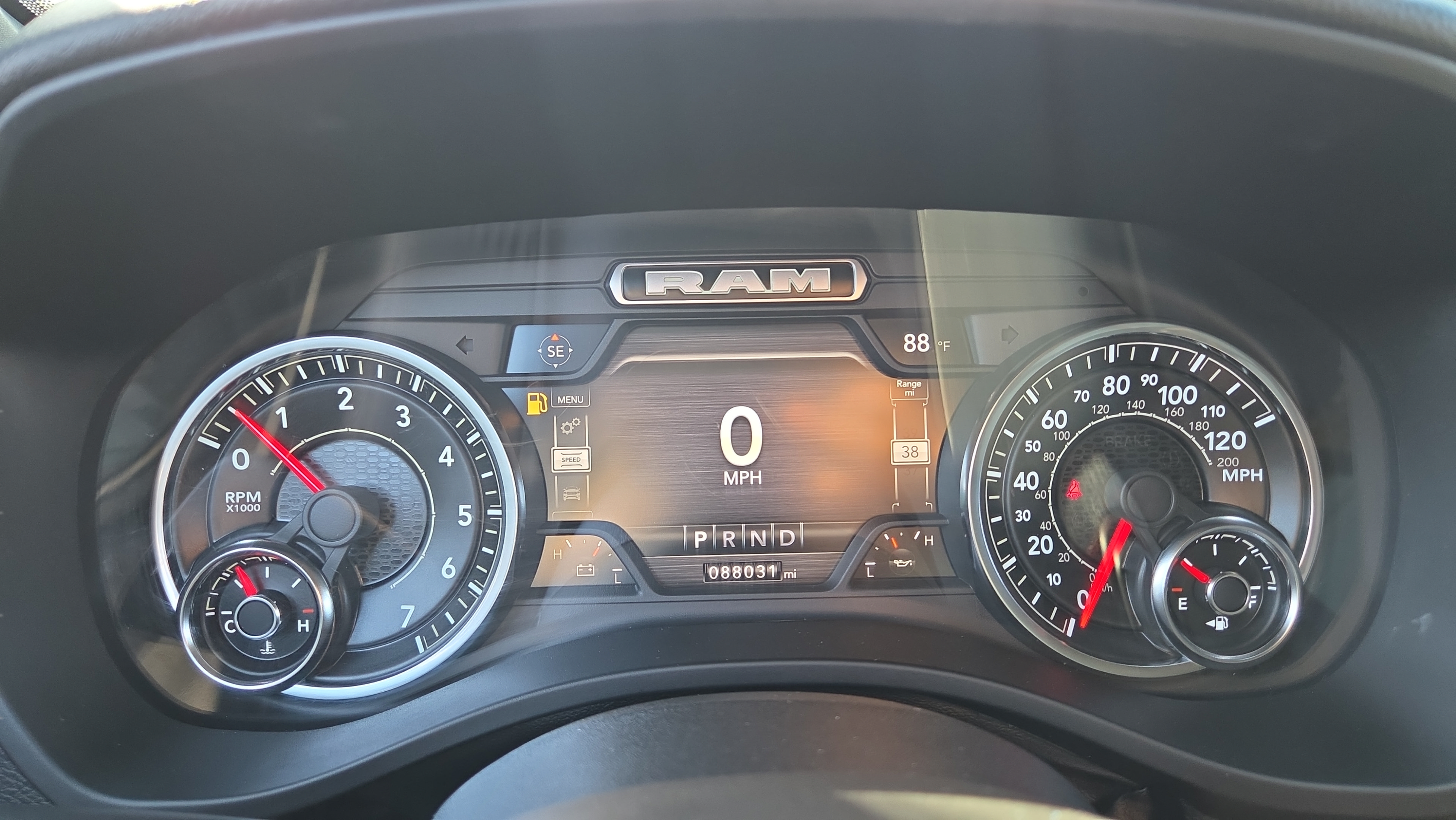 Used 2023 RAM 1500 Big Horn AWD/4WD image 28
