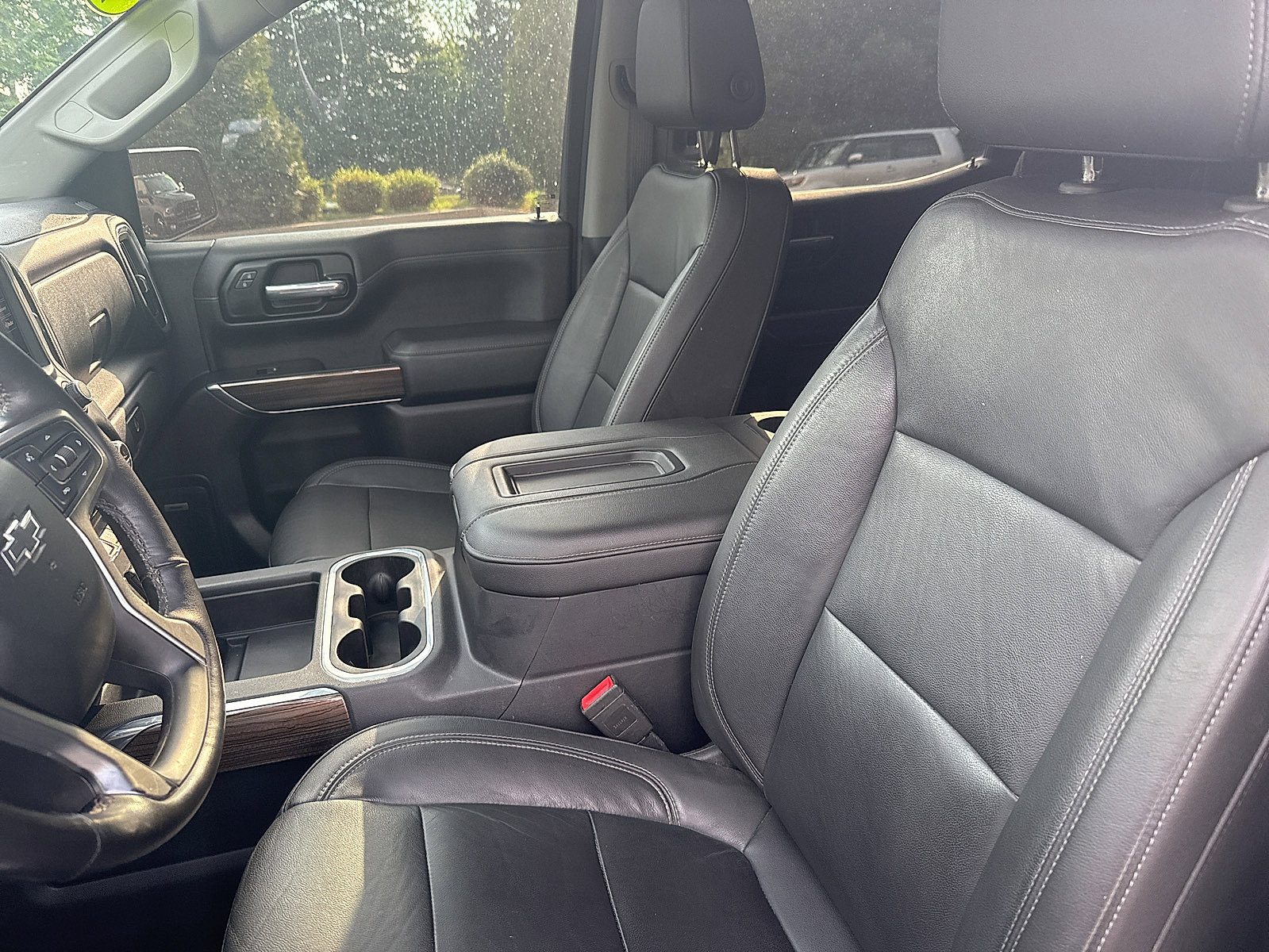 Used 2019 Chevrolet Silverado 1500 LT Trail Boss AWD/4WD image 27