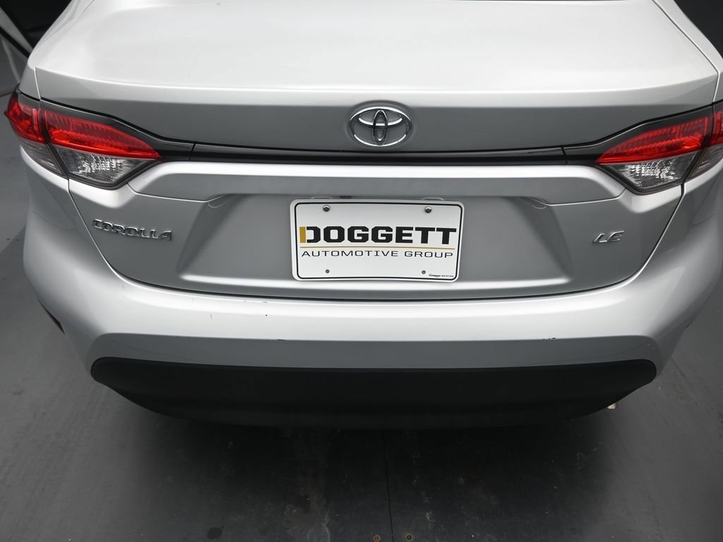 Used 2024 Toyota Corolla LE FWD image 23