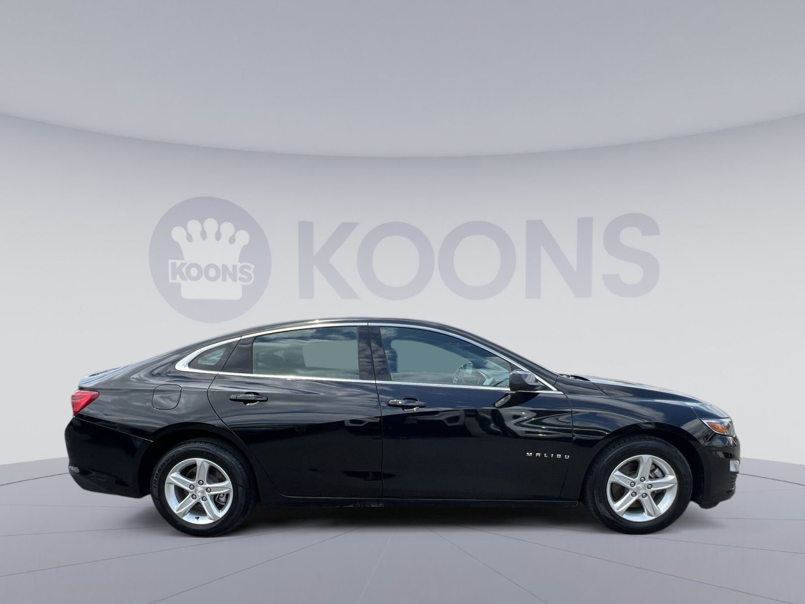 Used 2023 Chevrolet Malibu LT FWD image 12