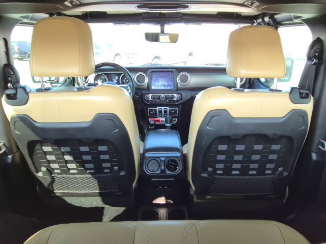 Used 2018 Jeep Wrangler Rubicon AWD/4WD image 12