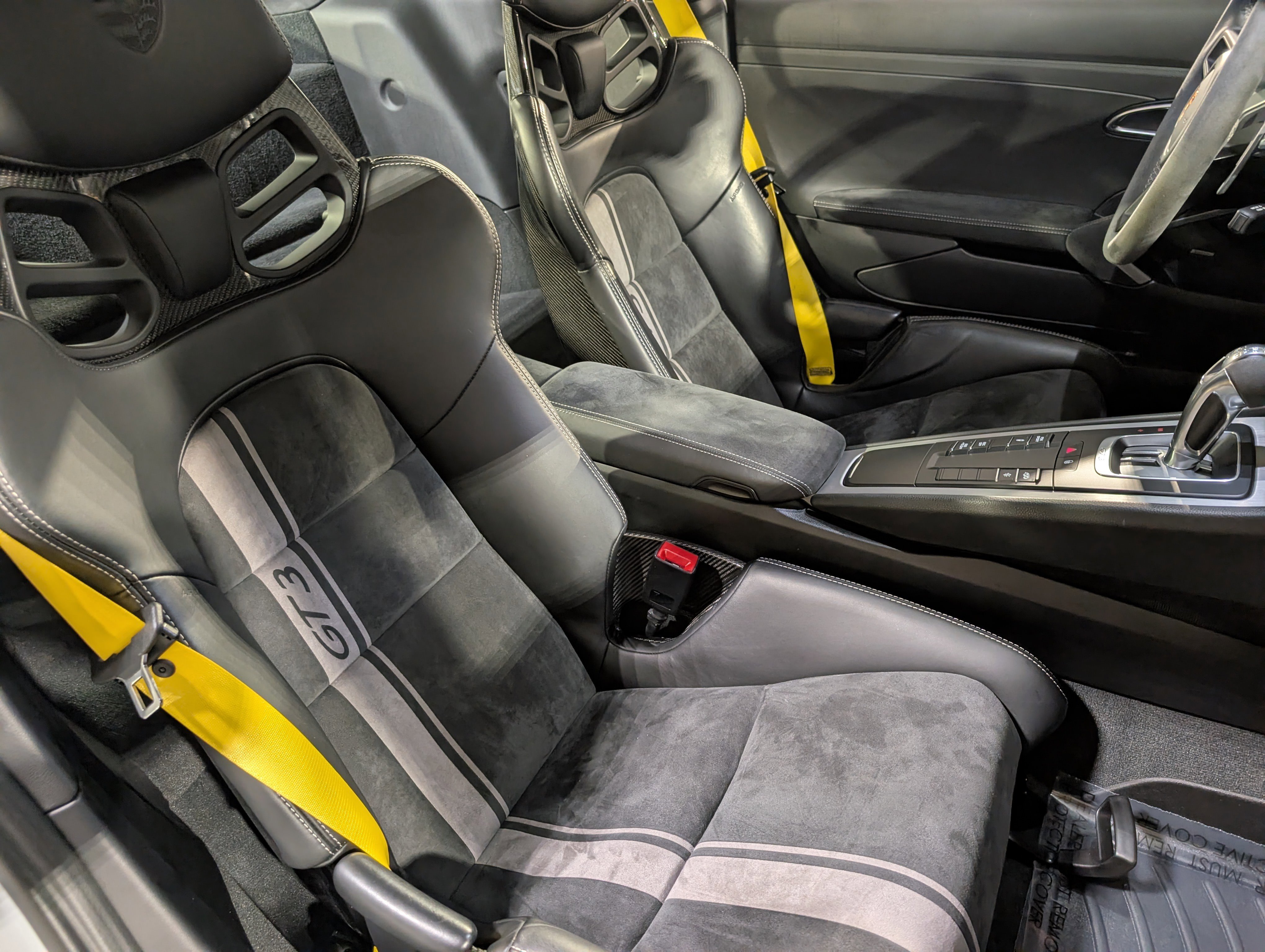 Certified 2018 Porsche 911 GT3 RWD image 29