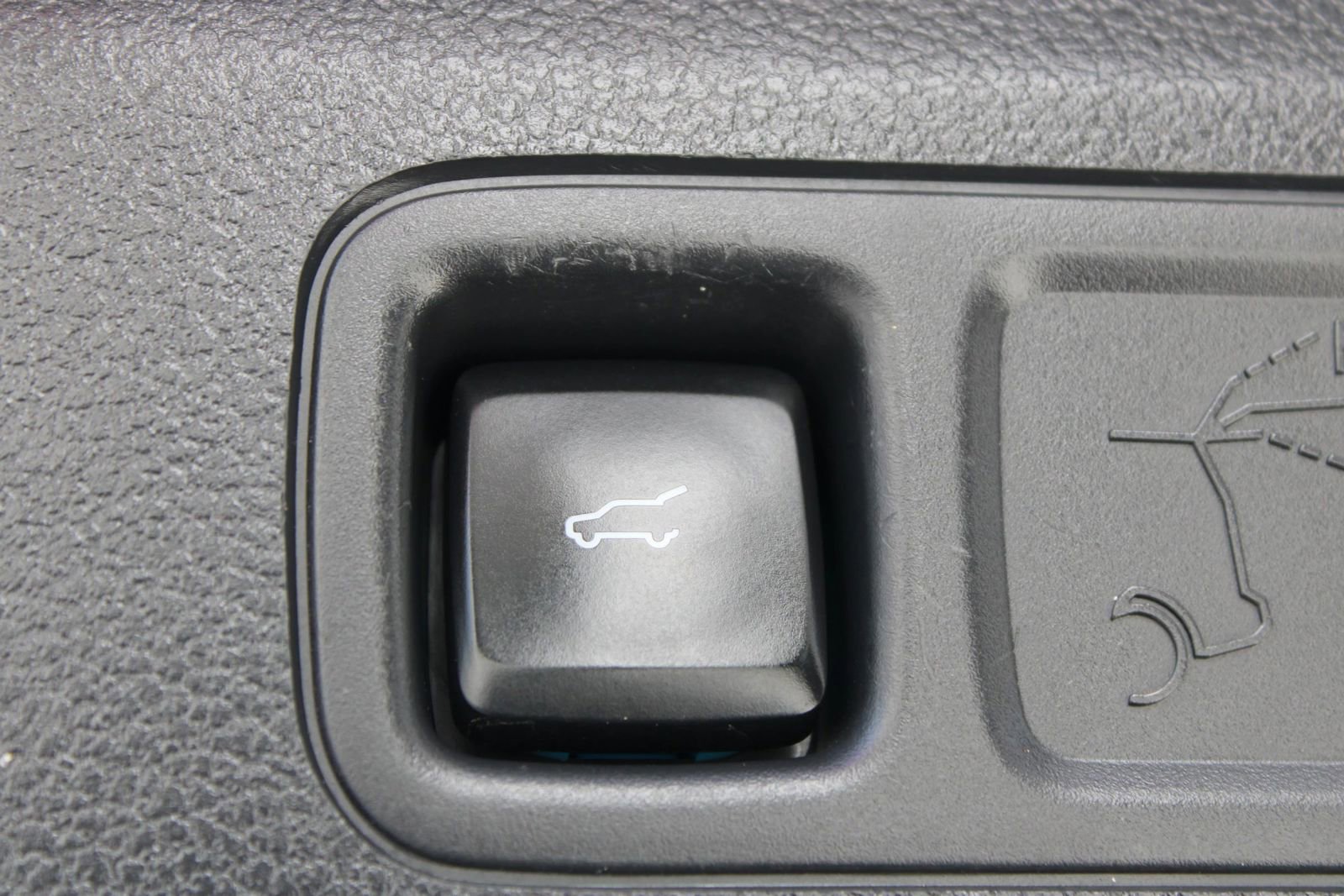 Used 2023 Ford Expedition Max XLT image 41