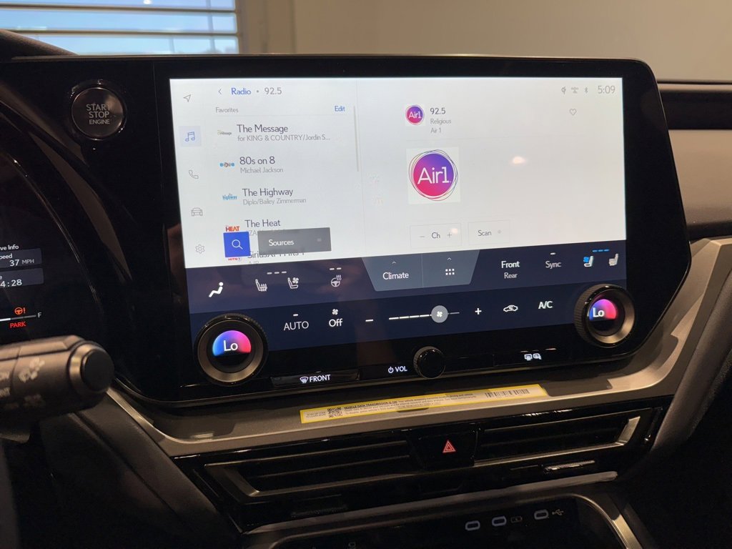 Used 2025 Lexus TX 350 AWD image 19