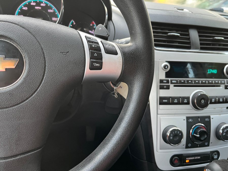 Used 2010 Chevrolet Malibu LT w/ Power Convenience Package FWD image 16
