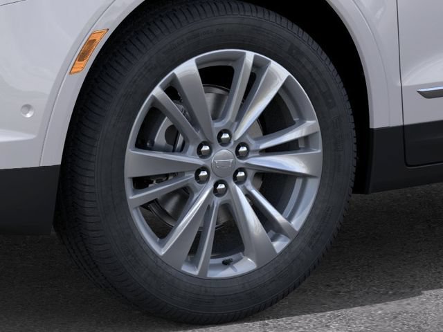 New 2026 Cadillac XT5 Premium Luxury w/ Driver Assist Package AWD/4WD image 9