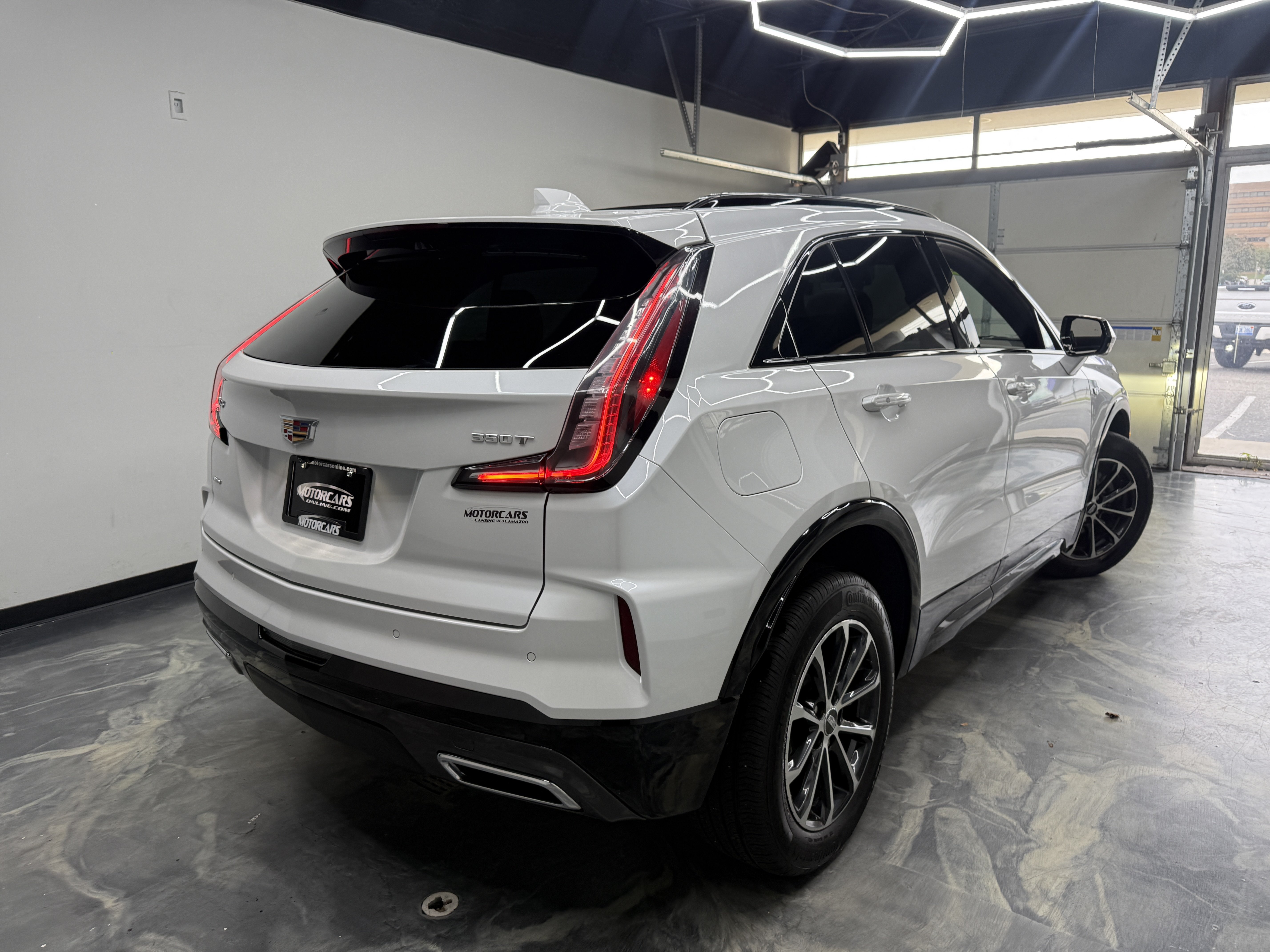 Used 2024 Cadillac XT4 Sport AWD/4WD image 5