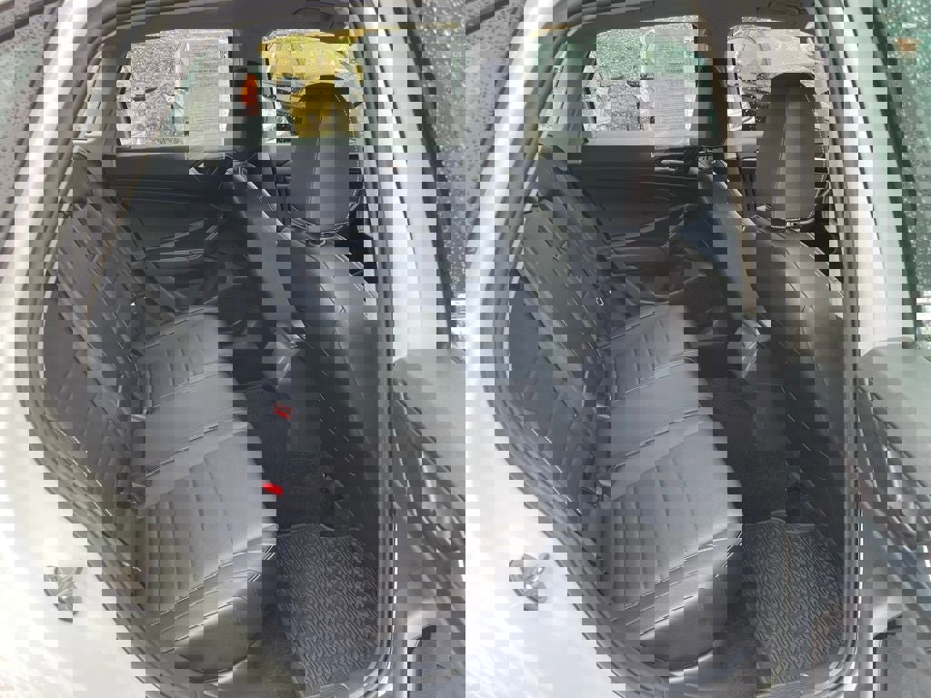 Certified 2023 Volkswagen Jetta SE w/ Panoramic Sunroof Package image 14