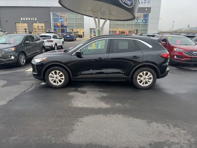 Used 2023 Ford Escape Active w/ Tech Pack #2 image 8