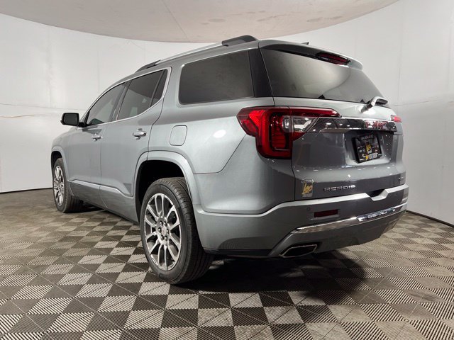 Used 2023 GMC Acadia Denali w/ Denali Ultimate Package AWD/4WD image 6