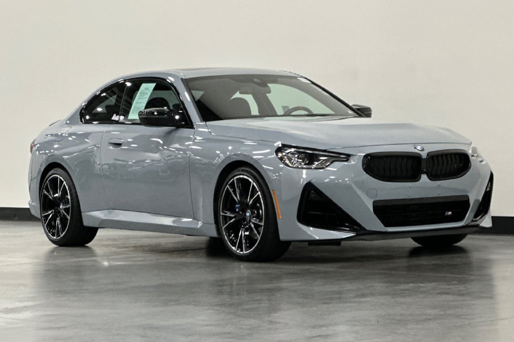 Used 2025 BMW M240i Coupe w/ Premium Package RWD image 2