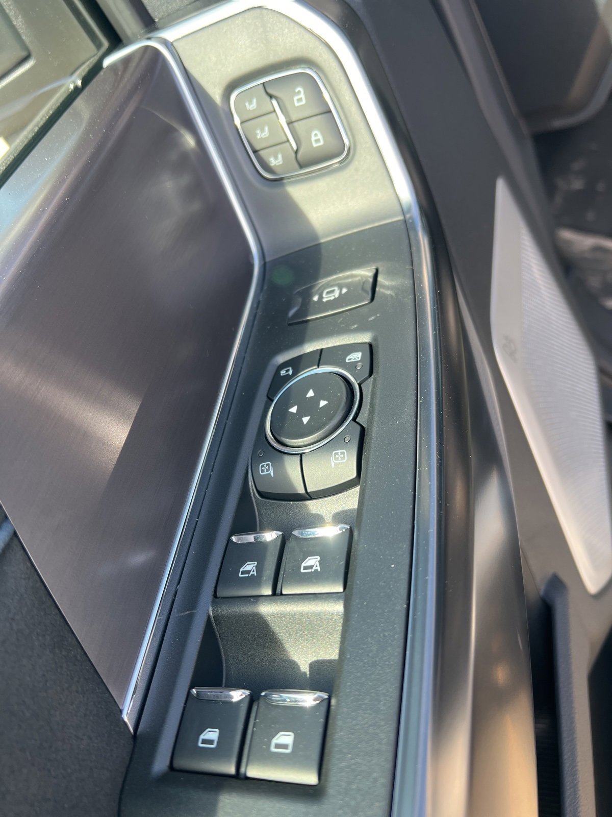 New 2026 Ford F350 4x4 Crew Cab Super Duty image 16